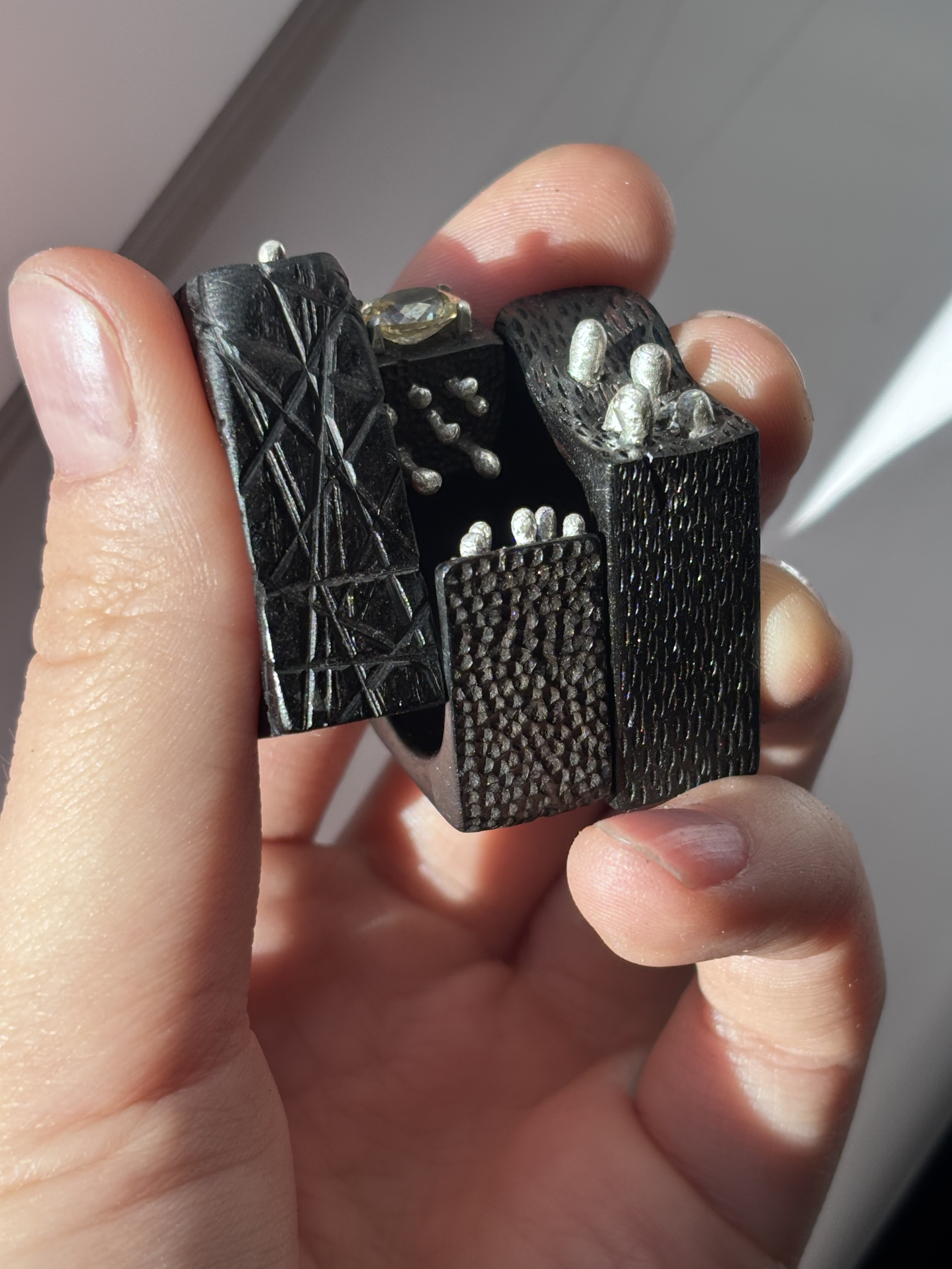Sculptural ring